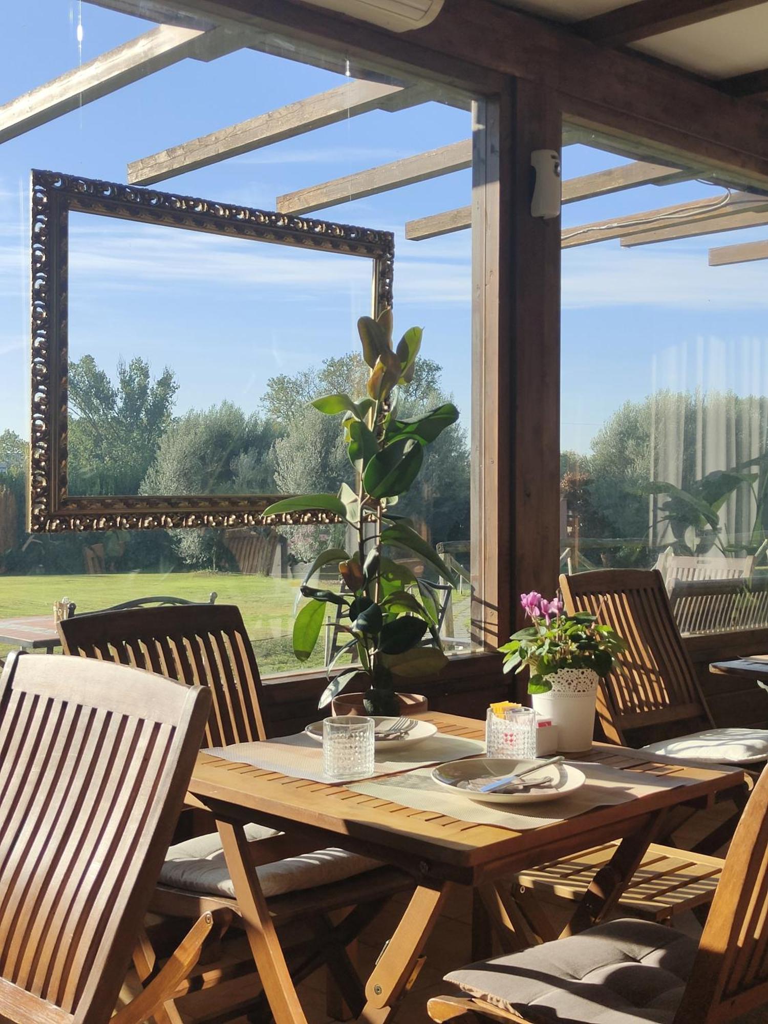 Tenuta Bussete Country Hotel Viterbo Exterior photo